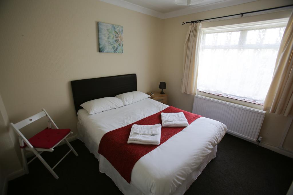 Hotel Manor House London Woodford Esterno foto